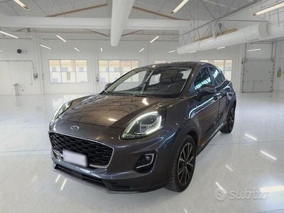 Usata Ford Puma Titanium 120 CV (88 kW) 2022 Grigio SUV