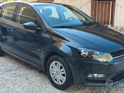 Begagnad VW Polo Trendline 60 HK (44 kW) 2016 Grå Sedan