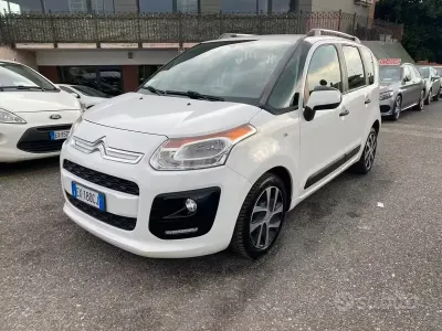 Usado Citroën C3 Picasso Business Class 92 CV (67 kW) 2014 Blanco Monovolumen