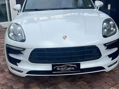 Usata Porsche Macan Turbo Performance Package 440 CV (323 kW) 2018 Bianco SUV