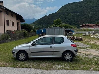 Usata Peugeot 206 2000 Grigio Utilitaria