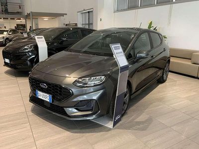 Begagnad Ford Fiesta ST-Line 125 HK (91 kW) 2022 Grå Halvkombi