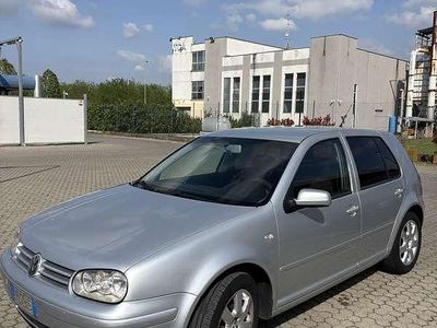 Usata VW Golf IV 101 CV (74 kW) 2005 Berlina