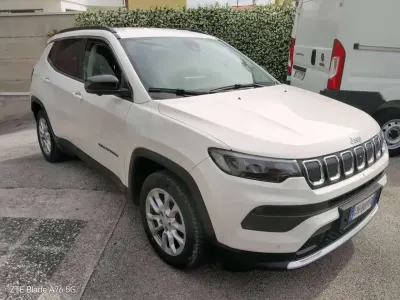 Usata Jeep Compass Limited 131 CV (96 kW) 2022 Bianco SUV