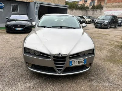 Usata Alfa Romeo 159 150 CV (110 kW) 2008 Grigio Berlina
