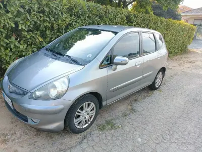 Usata Honda Jazz 83 CV (61 kW) 2006 Utilitaria