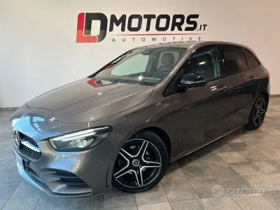 Usata Mercedes B180 AMG line 116 CV (85 kW) 2019 Grigio Utilitaria