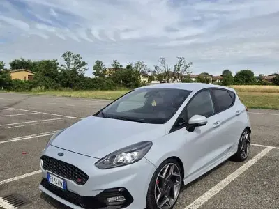 Usata Ford Fiesta ST 200 CV (147 kW) 2017 Utilitaria