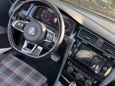 Usata VW Golf VII GTI 230 CV (169 kW) 2019 Nero Berlina