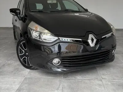 Usata Renault Clio 90 CV (66 kW) 2013 Nero Station wagon