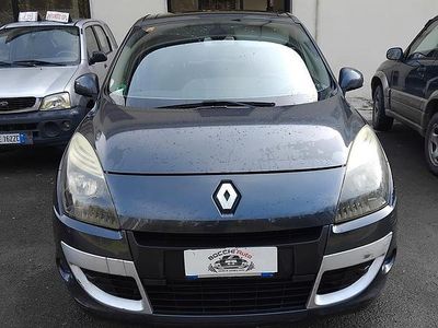 Usata Renault Scénic III Luxe 110 CV (80 kW) 2010 Nero Monovolume