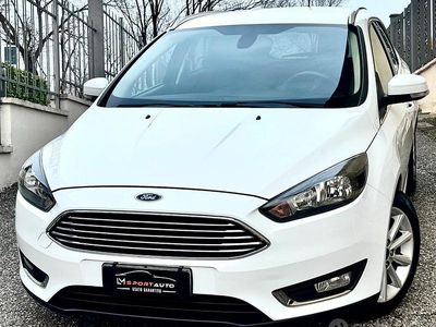 Usata Ford Focus Titanium 120 CV (88 kW) 2015 Bianco Station wagon