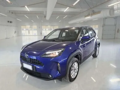 Usata Toyota Yaris Cross Business Edition 92 CV (67 kW) 2022 Blu SUV