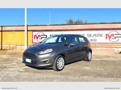 Grigio Usata 2015 Ford Fiesta Business Edition Berlina | 7900 € (Buon prezzo)
