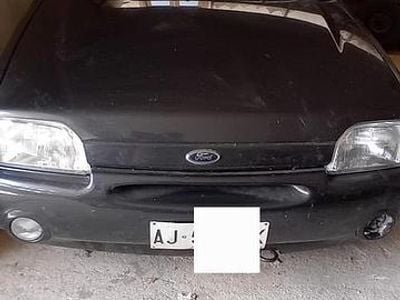 Usata Ford Fiesta 69 CV (50 kW) 1996 Nero Utilitaria