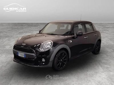 Usata Mini ONE 75 CV (55 kW) 2015 Nero Utilitaria