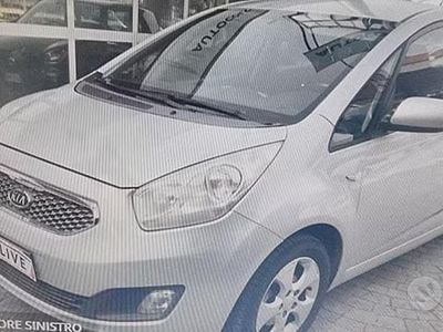 Usata Kia Venga EX 90 CV (66 kW) 2011 Grigio Utilitaria