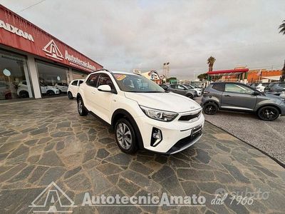 Usata Kia Stonic Style 84 CV (61 kW) 2022 Bianco SUV