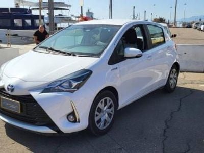 Usata Toyota Yaris Hybrid Style 73 CV (53 kW) 2018 Non specificato Berlina