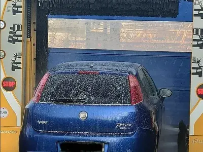Usata Fiat Grande Punto 77 CV (56 kW) 2009 Blu Utilitaria