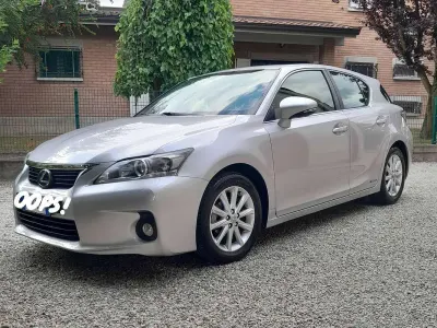 Usata Lexus CT200h Executive Line 136 CV (100 kW) 2011 Argento Berlina