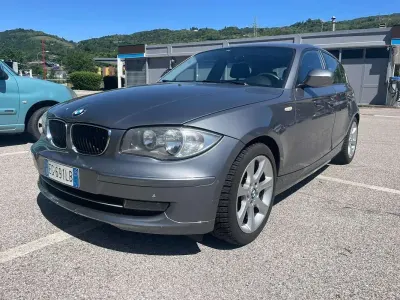 Usata BMW 118 143 CV (105 kW) 2011 Utilitaria