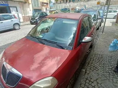 Begagnad Lancia Ypsilon