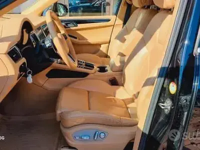 Usata Porsche Macan S Diesel 250 CV (183 kW) 2013 Nero SUV