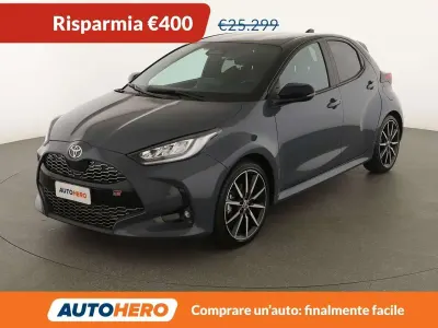 Usata Toyota Yaris Hybrid Sport 131 CV (96 kW) 2025 Grigio Berlina