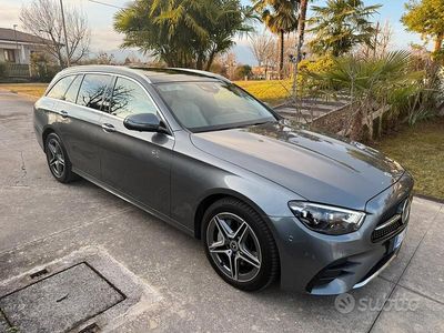 Usata Mercedes E300 2021 Grigio Station wagon