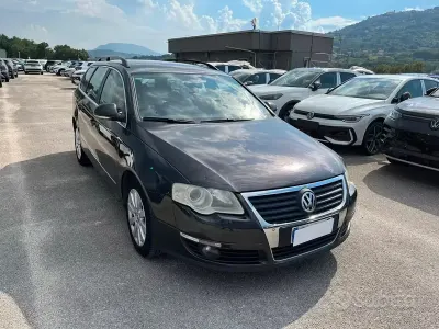 Usata VW Passat Comfortline 140 CV (102 kW) 2008 Grigio Station wagon