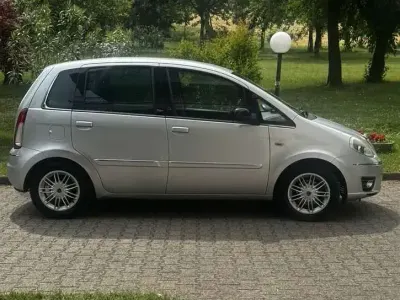 Usata Lancia Musa 95 CV (69 kW) 2013 Monovolume