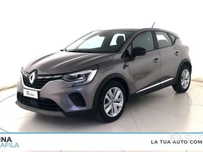 Usata Renault Captur Zen 101 CV (74 kW) 2021 Grigio scuro SUV