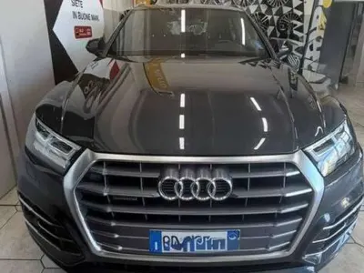 Usata Audi Q5 S-line plus 190 CV (139 kW) 2020 Grigio SUV