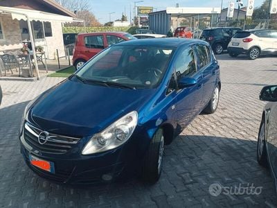 Usata Opel Corsa 54 CV (39 kW) 2009 Blu Utilitaria
