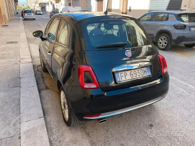 Begagnad Fiat 500 Lounge 69 HK (50 kW) 2018 Svart Halvkombi