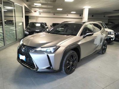 Lexus UX 250h