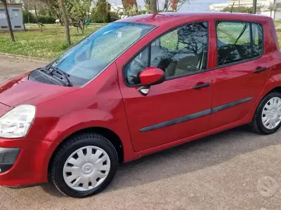 Käytetty Renault Modus 2008 Punainen Tila-auto