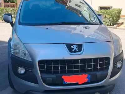Usata Peugeot 3008 115 CV (84 kW) 2013 Station wagon