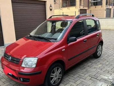 Usata Fiat Panda 69 CV (50 kW) 2006 Rosso Utilitaria