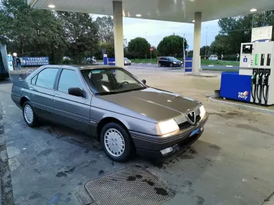 Usata Alfa Romeo 164 145 CV (106 kW) 1991 Grigio Berlina