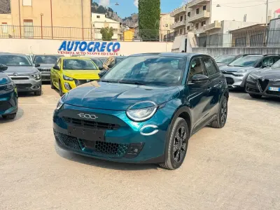 Usata Fiat 600 136 CV (100 kW) 2025 Blu SUV