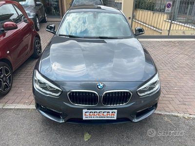 Brugt BMW 118 Sport Line 150 HK (110 kW) 2019 Grå Hatchback