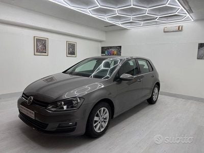 Usata VW Golf VII Highline 105 CV (77 kW) 2014 Grigio Berlina