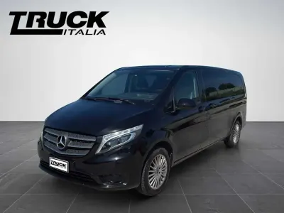 Usata Mercedes Vito 190 CV (139 kW) 2020 Nero metallizzato Furgone