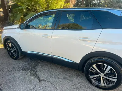 Usata Peugeot 3008 120 CV (88 kW) 2018 Bianco SUV