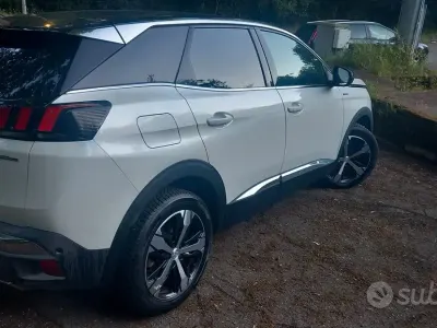 Usata Peugeot 3008 GT-line 131 CV (96 kW) 2018 Bianco SUV