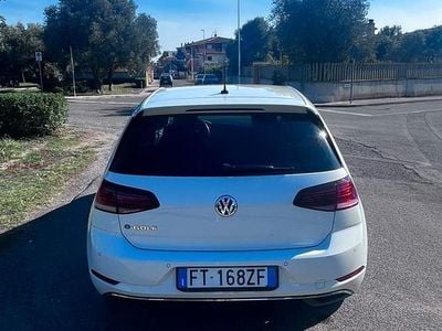 VW e-Golf