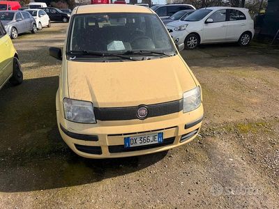 Usata Fiat Panda Active 54 CV (39 kW) 2009 Giallo Utilitaria