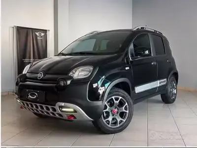 Usata Fiat Panda Cross Cross 85 CV (62 kW) 2021 Nero Utilitaria